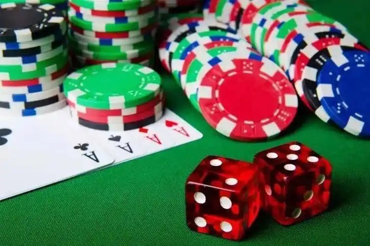 Pengguna memeriksa informasi deposit akun